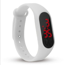 Montre relogio relojes LED electronic sport watch reloj deportivo girls boys minions kids watches children zegarek wristwatch