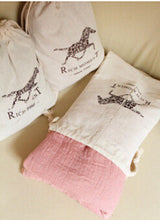 2017 New Fashion Style Women Scarf Pashmina Solid Cotton Linen Female Scarf  Keep Warm Literature 190x160cm  with A Bag